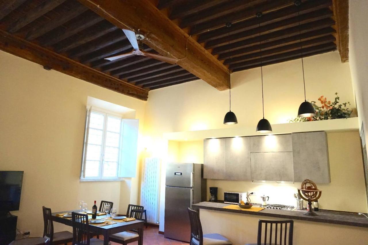 L'Antica Dimora Di Bill Apartment Lucca Luaran gambar